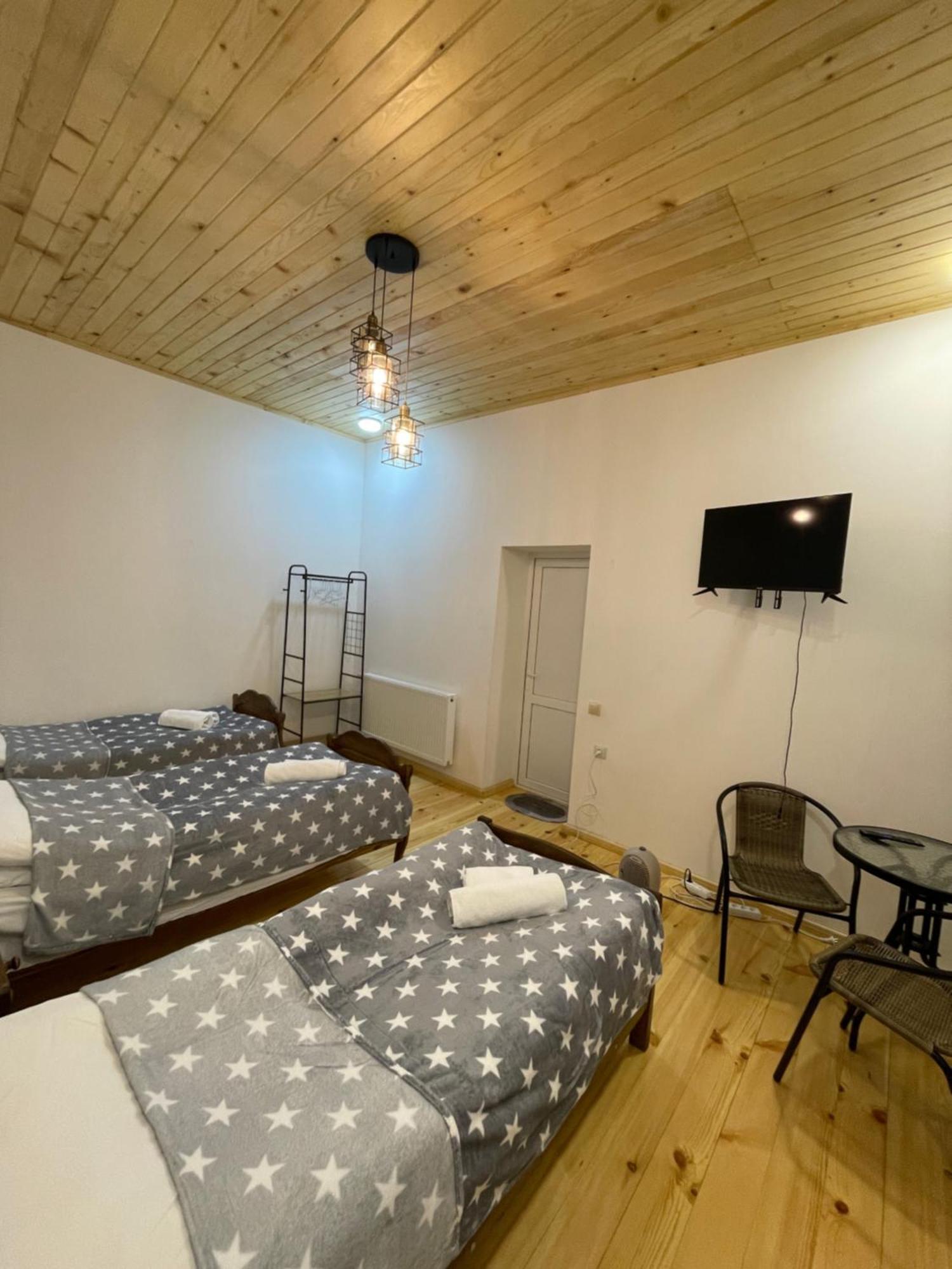 Mamuka Chartolani Guesthouse メスティア エクステリア 写真